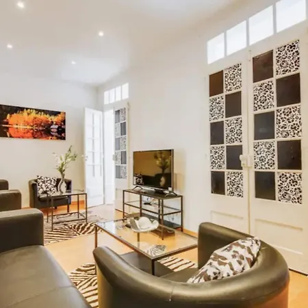 Appartamento 3 Bedroom In Baixa With River View Lisbona