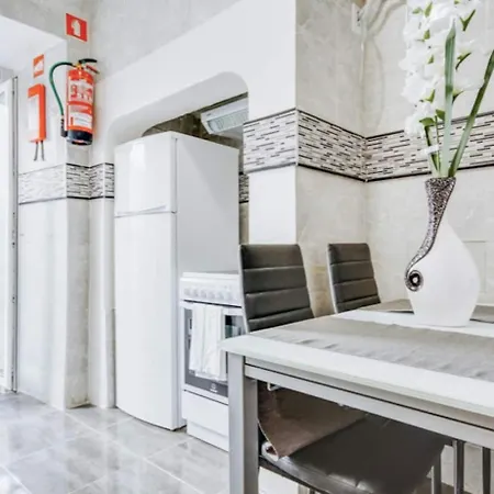 3 Bedroom In Baixa With River View Appartement *