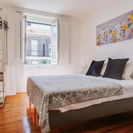 3 Bedroom In Baixa With River View Appartement