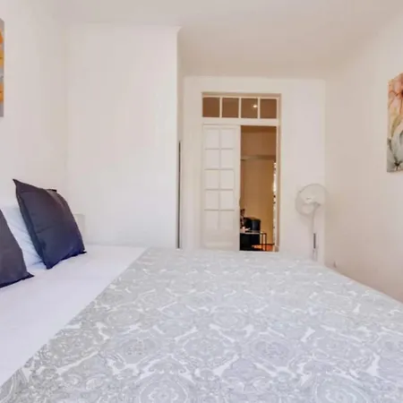 公寓 3 Bedroom In Baixa With River View