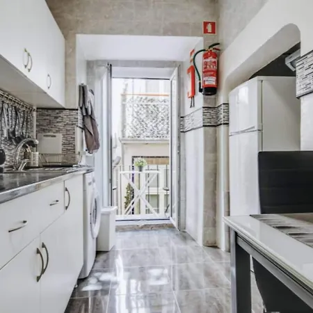 Apartamento 3 Bedroom In Baixa With River View *